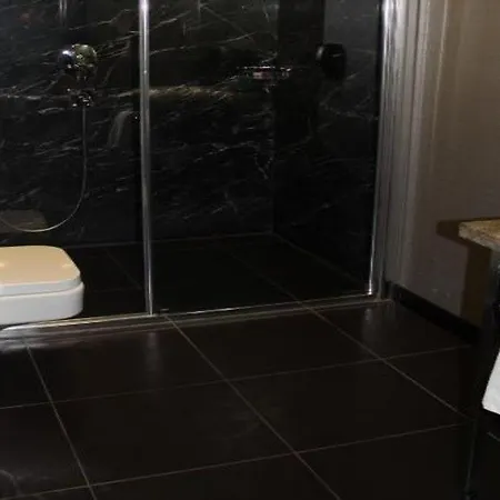 Maltepe 2000 Hotel